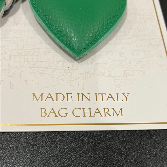 La Via | Italian Leather Heart Bag Charm 💚 - Picture 7 of 11